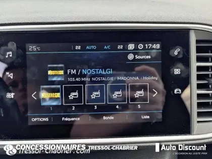 Photo 10 Peugeot 308  BlueHDi 130ch S&S EAT8 Allure