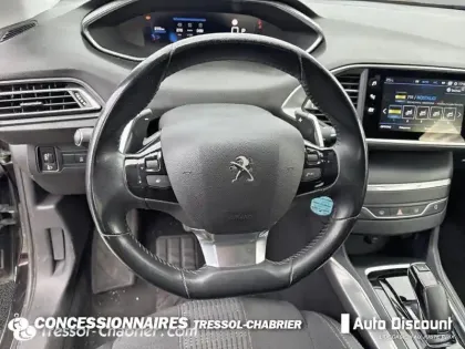 Photo 11 Peugeot 308  BlueHDi 130ch S&S EAT8 Allure