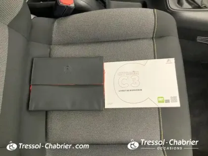 Photo 15 Citroën C3  SOCIETE BLUEHDI 100 S&S BVM6 FEEL
