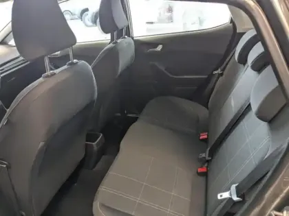 Photo 9 Ford Fiesta  1.1 85ch Cool & Connect 5p Euro6.2