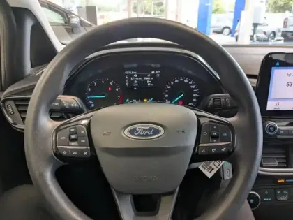 Photo 11 Ford Fiesta  1.1 85ch Cool & Connect 5p Euro6.2