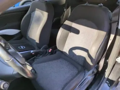 Photo 12 Opel Adam  Rocks 1.4 Twinport 87ch yourself White&Black Start/Stop