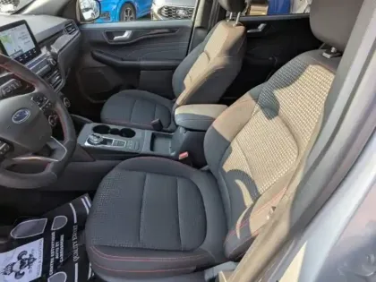 Photo 15 Ford Kuga  2.5 Duratec 190ch FHEV E85 ST-Line Business BVA