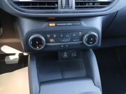 Photo 22 Ford Kuga  2.5 Duratec 190ch FHEV E85 ST-Line Business BVA