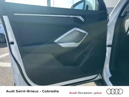 Photo 46 Audi Q3  45 TFSI e 245ch Business line S tronic 6