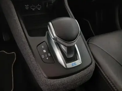 Photo 14 Renault Zoé Zoe E-Tech Techno charge normale R135 - 22