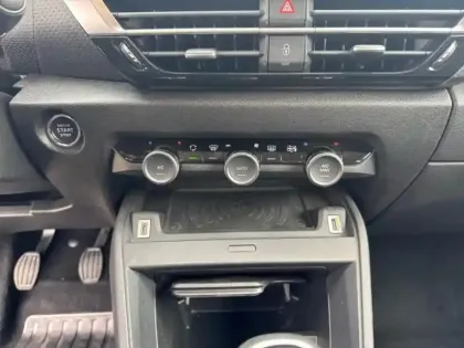 Photo 9 Citroën C4  1.2 PureTech 130ch S&S MAX