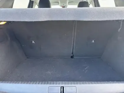 Photo 6 Peugeot 208  1.2 Hybrid 100ch Allure e-DCS6