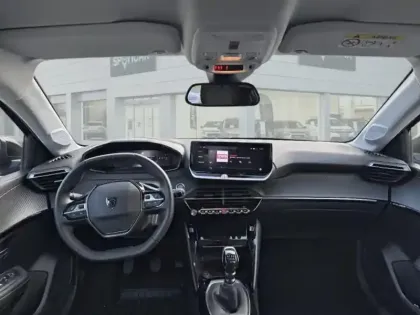 Photo 8 Peugeot 208  1.2 Hybrid 100ch Allure e-DCS6