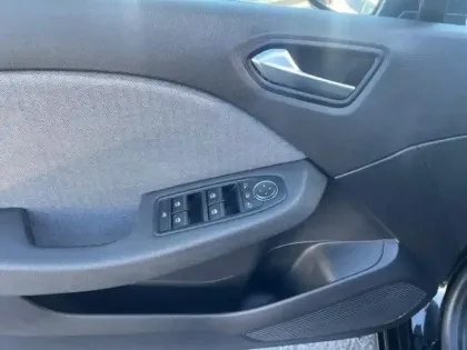 Photo 10 Renault Clio  1.0 TCe 90ch Techno - 24