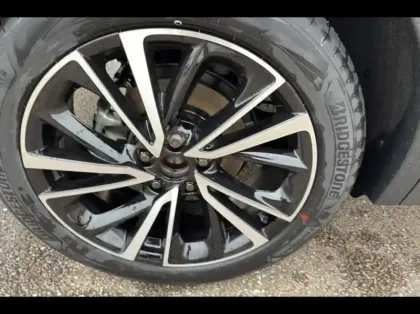 Photo 14 Toyota C-HR  2.0 Hybride Rechargeable 225ch Collection MY25