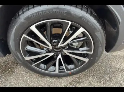 Photo 11 Toyota C-HR  2.0 Hybride Rechargeable 225ch Collection MY25