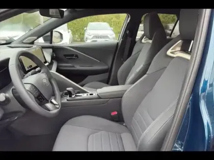 Photo 9 Toyota C-HR  2.0 Hybride Rechargeable 225ch Collection MY25