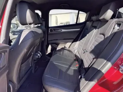 Photo 9 Alfa Romeo Stelvio  2.2 Diesel 160ch Veloce AT8