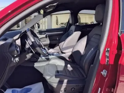 Photo 8 Alfa Romeo Stelvio  2.2 Diesel 160ch Veloce AT8