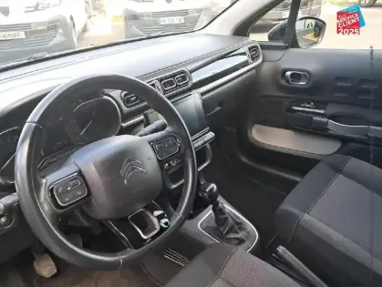 Photo 14 Citroën C3  PureTech 110ch Shine S&S E6.d-TEMP