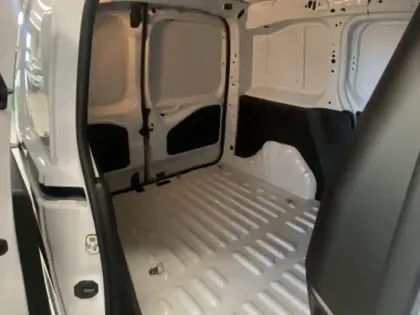 Photo 8 Peugeot Partner  M 650kg BlueHDi 130ch S&S EAT8 Pack Premium Connect