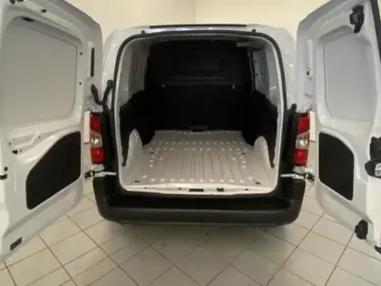 Photo 7 Peugeot Partner  M 650kg BlueHDi 130ch S&S EAT8 Pack Premium Connect