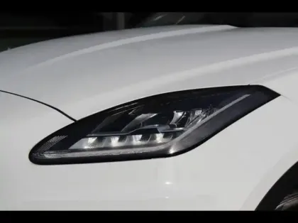 Photo 18 Jaguar E-Pace  D165 MHEV R-Dynamic S BVA AWD