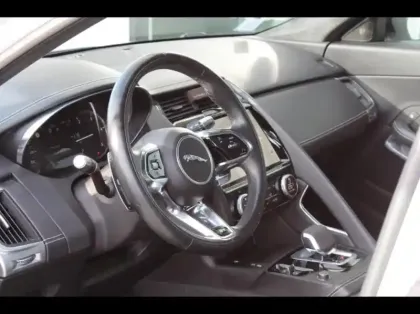 Photo 29 Jaguar E-Pace  D165 MHEV R-Dynamic S BVA AWD