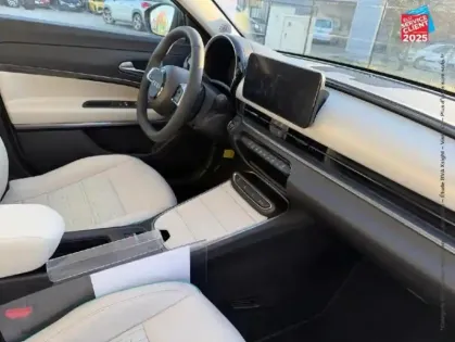 Photo 14 Fiat 600  1.2 Hybrid Turbo 145ch La Prima DCT6 Step 2