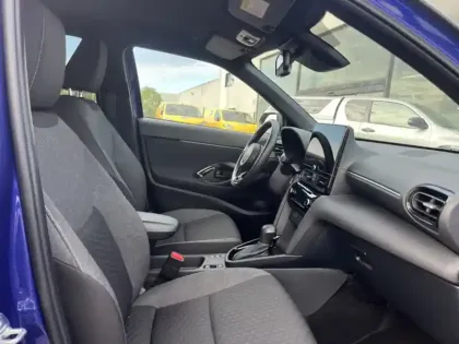 Photo 6 Toyota Yaris 1.5 HYBRID 116H DESIGN