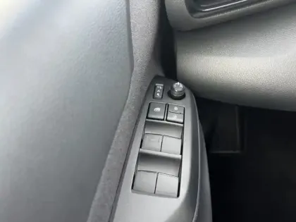 Photo 13 Toyota Yaris 1.5 HYBRID 116H DESIGN