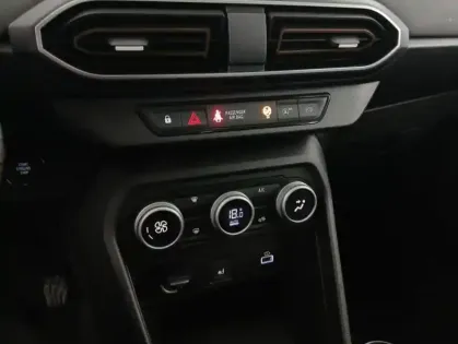 Photo 21 Dacia Sandero ECO-G 100 Stepway Extreme +