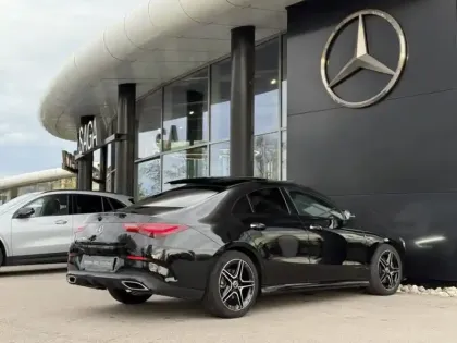 Photo 38 Mercedes CLA Coupé 200 d AMG Line