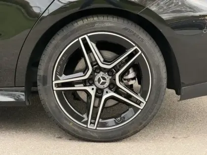 Photo 50 Mercedes CLA Coupé 200 d AMG Line