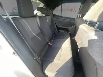 Photo 19 Toyota Yaris Hybride 116h Design AWD