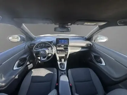 Photo 10 Toyota Yaris Hybride 116h Design AWD