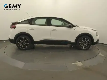 Photo 28 Citroën C4 e- 136 ch Automatique