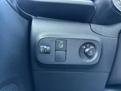 Photo 17 Citroën C3  PureTech 83 S&S BVM5