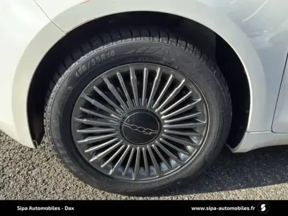 Photo 10 Fiat 500  e 118 ch