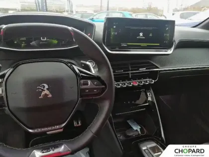 Photo 35 Peugeot 208  PureTech 100 S&S EAT8