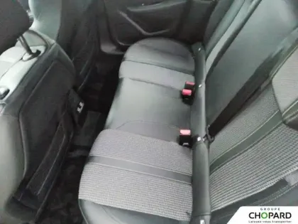 Photo 31 Peugeot 208  PureTech 100 S&S EAT8