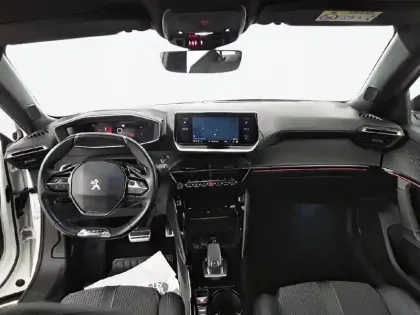 Photo 7 Peugeot 2008  BlueHDi 130 S&S EAT8