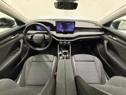 Photo 7 Skoda Superb  Combi 1.5 TSI 204 ch PHEV DSG6