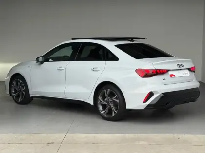 Photo 2 Audi A3  Berline TFSI Mild Hybrid 150 S tronic 7