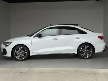 Photo 1 Audi A3  Berline TFSI Mild Hybrid 150 S tronic 7