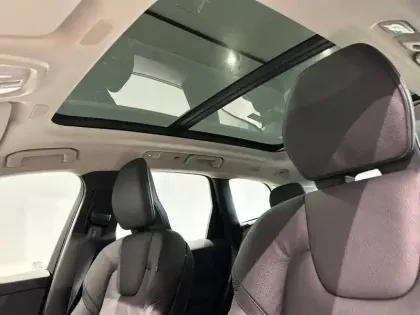 Photo 14 Volvo Xc60  T6 AWD Hybride rechargeable 253 ch+145 ch Geartronic 8