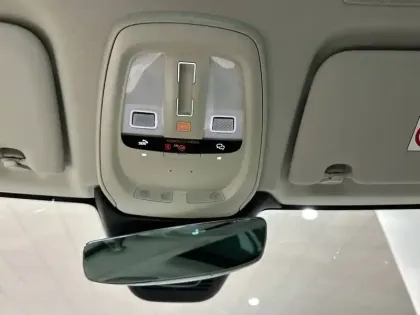 Photo 15 Volvo Xc60  T6 AWD Hybride rechargeable 253 ch+145 ch Geartronic 8