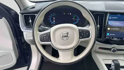 Photo 12 Volvo Xc60  T6 Recharge AWD 253 ch + 87 ch Geartronic 8