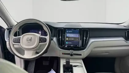 Photo 18 Volvo Xc60  T6 Recharge AWD 253 ch + 87 ch Geartronic 8