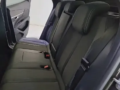 Photo 11 Peugeot 3008  Hybrid 225 e-EAT8