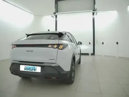 Photo 53 Peugeot 3008  Hybrid 145 e-DCS6