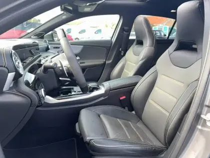 Photo 56 Mercedes Classe A  45 S Mercedes-AMG 8G-DCT Speedshift AMG 4Matic+