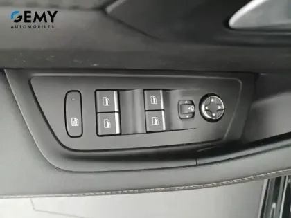 Photo 12 Peugeot 508  SW Hybrid 225 e-EAT8