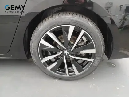 Photo 10 Peugeot 508  SW Hybrid 225 e-EAT8